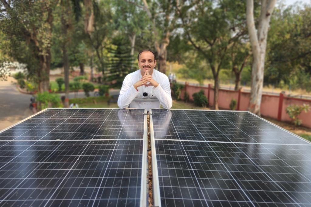 Breathing New Life into our Planet: Prof.Chetan Singh Solanki’s Journey Towards Energy Independence and Climate Resilience